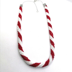 Κολιέ με χάντρες crochet knitted red and white - χάντρες, κοντά, δώρα γενεθλίων