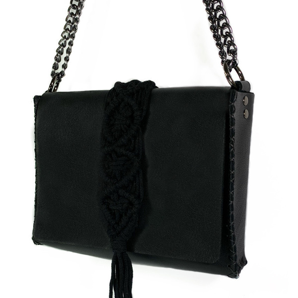 Urban Queen χειροποίητη μαύρη δερμάτινη τσάντα με μακραμέ “Vanity” - δέρμα, ώμου, μακραμέ, πλεκτές τσάντες, μικρές - 2