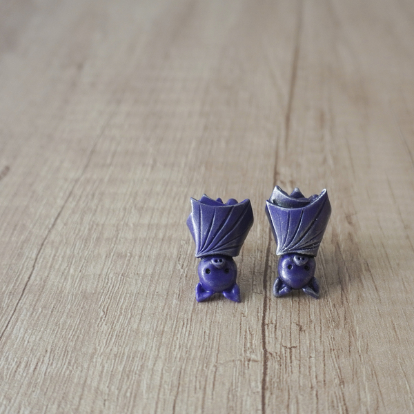 Σκουλαρίκια - νυχτερίδες από πολυμερή πηλό σε μωβ χρώμα_2 - statement, πηλός, καρφωτά, halloween