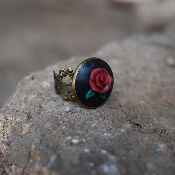 "Blooming rose"- Χειροποίητο δαχτυλίδι με τριαντάφυλλο (πηλός, μπρούτζος, αυξομειούμενο) - vintage, τριαντάφυλλο, πηλός, μικρά, αυξομειούμενα - 5
