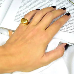 Δαχτυλίδι Σεβαλιέ από Ανοξείδωτο Ατσάλι Heart Seal Gold - chevalier, καρδιά, ατσάλι, boho, σταθερά - 4