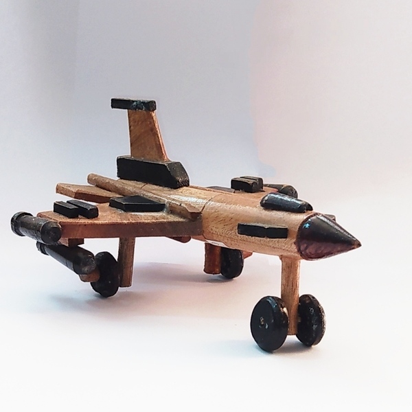 Χειροποίητο ξύλινο αεροπλάνο F16 - ξύλινα παιχνίδια