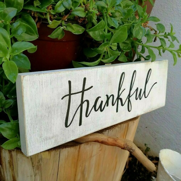 "thankful" - Ξύλινη διακοσμητική πινακίδα 10 × 30 εκ - πίνακες & κάδρα, ξύλινα διακοσμητικά, ξύλινα διακοσμητικά τοίχου - 2