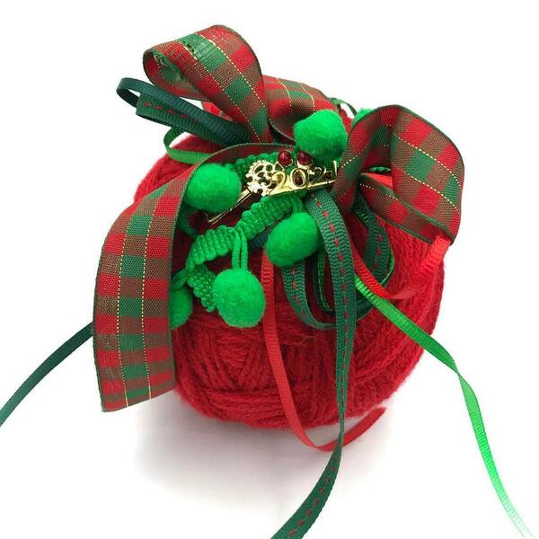 Χριστουγεννιάτικη Χειροποίητη Μάλλινη Μπάλα Γούρι Κόκκινη Πράσινη CC0016 - στολίδι δέντρου, στολίδια, προσωποποιημένα, μπάλες - 2