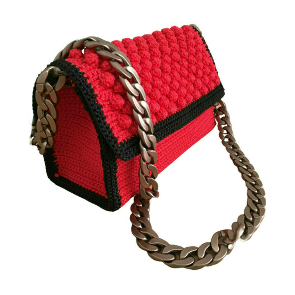 Χειροποίητη πλεκτή κόκκινη τσάντα με μαύρη ρίγα - ώμου, πλεκτές τσάντες