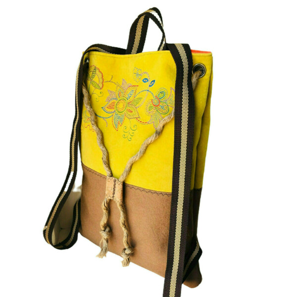 Yφασμάτινη τσάντα πουγκί με κεντημένο floral μοτίβο, κίτρινη- καφέ - ύφασμα, πουγκί, πλάτης, φλοράλ - 2