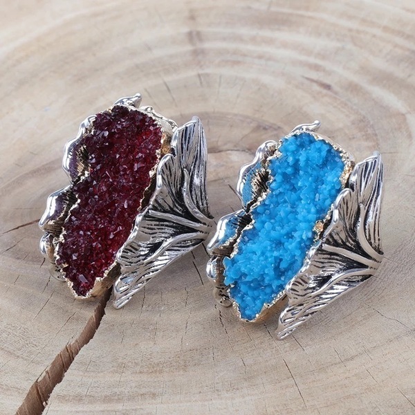 Γαλάζιο δαχτυλίδι με Chrysocolla, Αντικε με μαύρη πατινα σε σχέδιο φύλλα. - ημιπολύτιμες πέτρες, επιχρυσωμένα, ορείχαλκος, επάργυρα, σταθερά