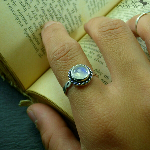 " Magical Moonstone " - Χειροποίητο δαχτυλίδι από ασήμι 925 με ημιπολύτιμο λίθο Φεγγαρόπετρα!!! - ασήμι, ημιπολύτιμες πέτρες, φεγγαρόπετρα, μικρά, σταθερά - 2