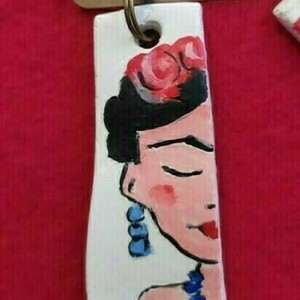 Ζωγραφισμένα στο χέρι κρεμαστά σκουλαρίκια Frida Kahlo - πηλός, boho, κρεμαστά, μεγάλα, φθηνά - 3