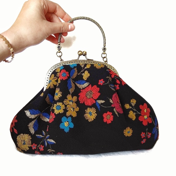 Clutch τσάντα -Η λάμψη των λουλουδιιών- - ύφασμα, clutch, χιαστί, βραδινές - 2