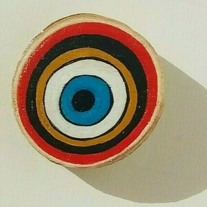 Καρφίτσα, ξύλινη, μάτι, ζωγραφισμένη στο χέρι Διαστάσεις:4.5*4εκ. - ξύλο, χειροποίητα, μάτι - 4