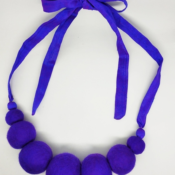 Felting ball necklace - μετάξι, ύφασμα - 2