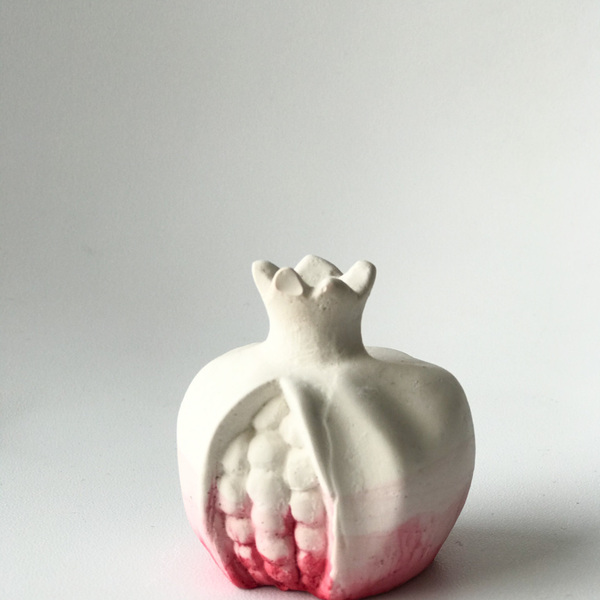 Pomegranate porcelain small - ρόδι, γούρια