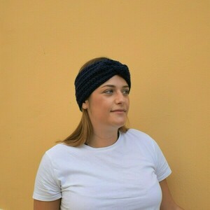 Χειροποίητη πλεκτή στριφτή κορδέλα μπλε σκούρο από 100% ακρυλικό νήμα - μαλλί, turban, headbands - 2