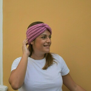 Χειροποίητη πλεκτή στριφτή κορδέλα ροζ σκούρο από 100% ακρυλικό νήμα - μαλλί, turban, headbands - 2