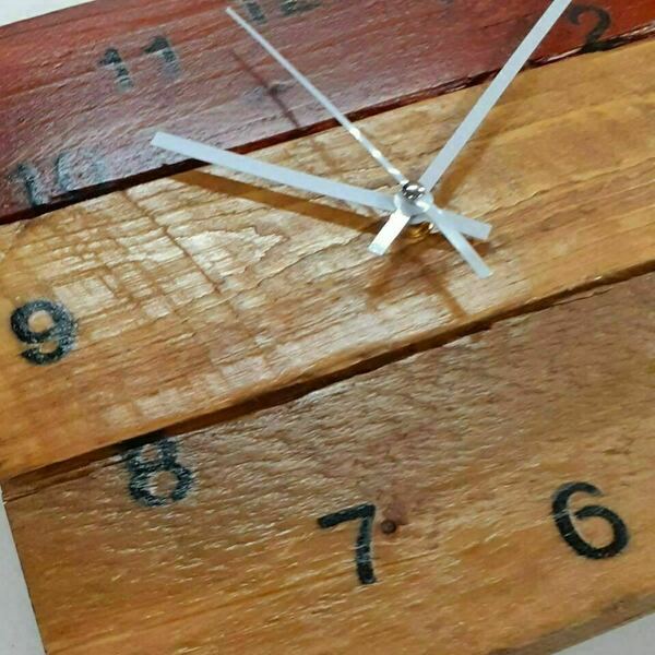 Ξύλινο Ρολόι τοίχου ¨Choice no 1"-διαστασεις 29χ29χ2 εκ. - ξύλο, ρολόι, διακόσμηση, τοίχου, πρωτότυπα δώρα - 2