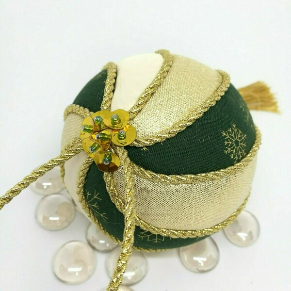 Χριστουγεννιατικο στολιδι kimekomi / Υφασμάτινη χριστουγεννιατικη μπαλα - ύφασμα, χριστουγεννιάτικα δώρα, στολίδια, γούρια, μπάλες - 4