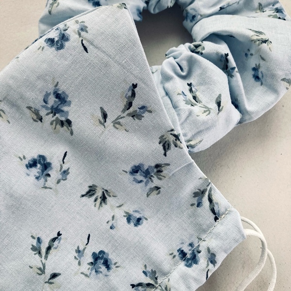Μάσκα με scrunchie ’γαλάζιο floral’ - βαμβάκι, πλενόμενο, μάσκες προσώπου - 2