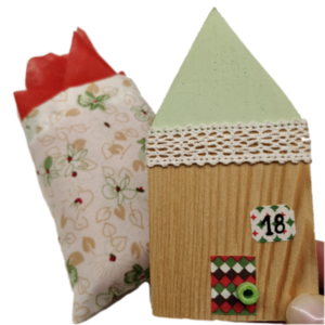 "Σπιτάκι μου!" - Προσωποποιημένο, χειροποίητο γούρι 2024 από ξύλο Υ11 Χ Μ5,5 Χ Π2 εκ. - ξύλο, σπίτι, χριστουγεννιάτικα δώρα, γούρια - 2