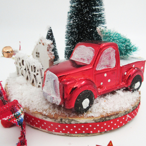 Χειροποίητη "χιονισμένη" διακοσμητική σύνθεση με κόκκινο γυαλιστερό αμαξάκι, δεντράκια και μπόλικο χιόνι!! - ξύλο, διακοσμητικά, χριστουγεννιάτικα δώρα, δέντρο - 4