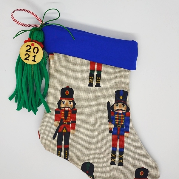 Santa Clause's boots (οι μπότες του Αη Βασίλη) - ύφασμα, χριστουγεννιάτικα δώρα, άγιος βασίλης, γούρια - 2