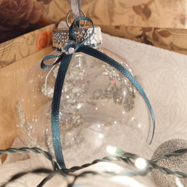 Χριστουγεννιάτικη μπάλα 8cm με ασημί φύλλα σε χάρτινο κουτί δώρου - φύλλο, στολίδια, μπάλες - 5