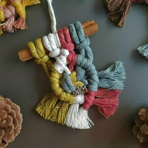 Boho μακραμέ γούρι 2021 (038) - νήμα, μακραμέ, boho, χριστουγεννιάτικα δώρα, γούρια - 2