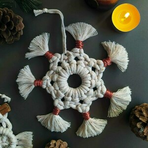 Boho μακραμέ χιονονιφάδα (042) - νήμα, μακραμέ, χιονονιφάδα, χριστουγεννιάτικα δώρα, στολίδια - 2