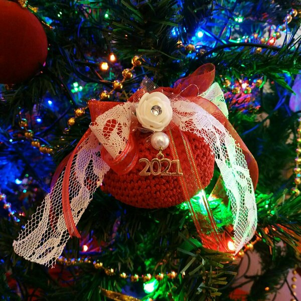 Γούρι ρόδι κόκκινο (πλεκτό) - νήμα, ρόδι, χριστουγεννιάτικα δώρα, γούρια - 2