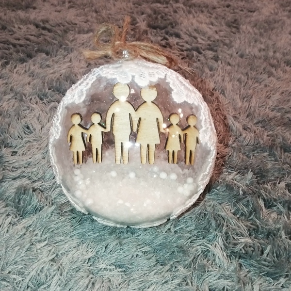 Μπάλα οικογένεια με 2 κορίτσια και 2 αγόρια - χριστουγεννιάτικα δώρα, στολίδια, προσωποποιημένα, μπάλες - 3
