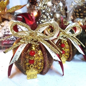 Γούρι 2023 αρωματικό κερί ρόδι μπορντό-χρυσό 6×6cm - γούρι, ρόδι, χριστουγεννιάτικα δώρα, γούρια, πρωτοχρονιά, κεριά & κηροπήγια - 3