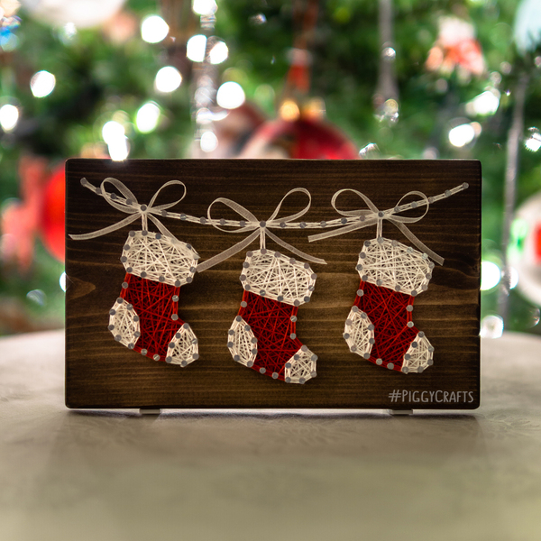 Ξύλινο καδράκι "Christmas Stockings" 20x12cm - ξύλο, χριστουγεννιάτικο, χριστουγεννιάτικα δώρα - 2