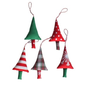 Σετ 5 χριστουγεννιάτικα στολίδια - δεντράκια - ύφασμα, χειροποίητα, χριστούγεννα, στολίδια, δέντρο