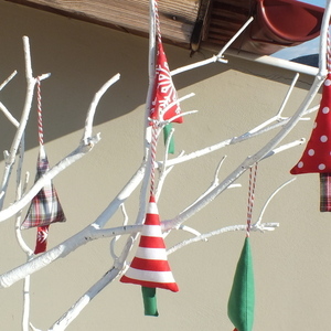 Σετ 5 χριστουγεννιάτικα στολίδια - δεντράκια - ύφασμα, χειροποίητα, χριστούγεννα, στολίδια, δέντρο - 3