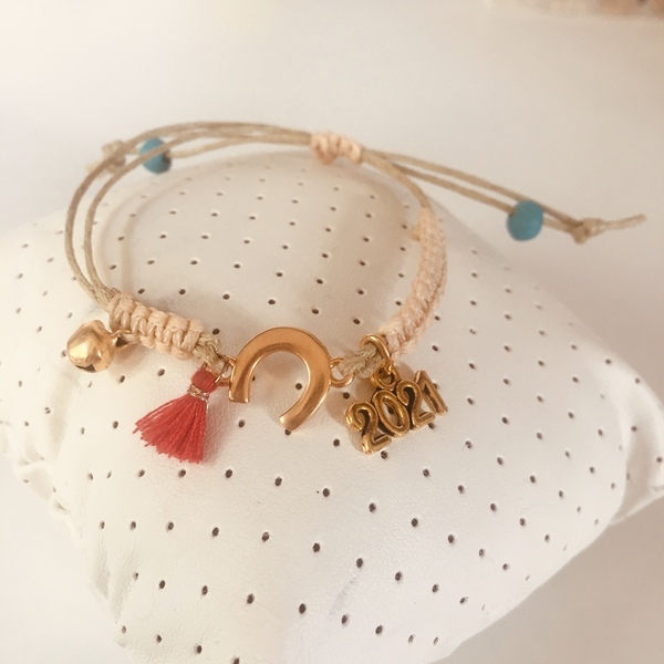 Βραχιολι γούρι 2021- handmade pendant - κορδόνια, χεριού, αυξομειούμενα, γούρια - 2