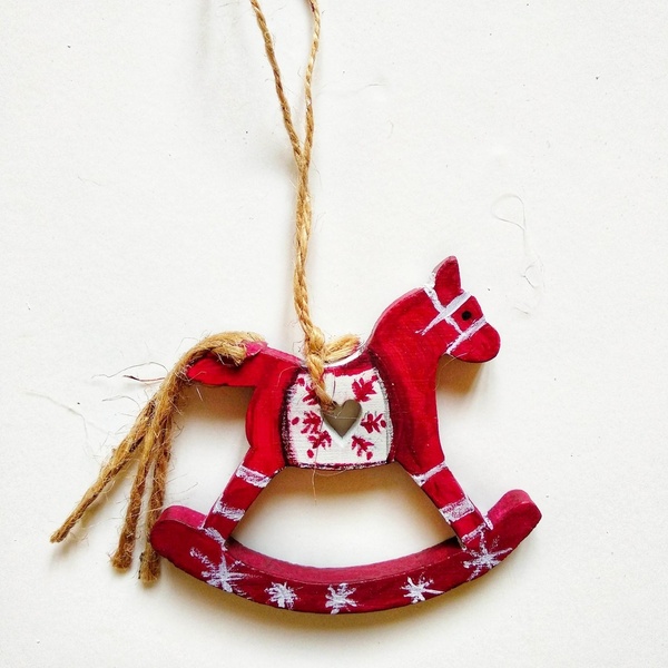 Ξύλινο διακοσμητικό αλογάκι Alsace Deep Red Snowflakes. - ξύλο, δώρο, χριστουγεννιάτικα δώρα, στολίδια