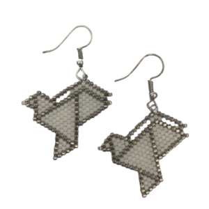 Σκουλαρίκια origami πουλάκια με χάντρες Miyuki. - statement, πουλάκια, origami, miyuki delica, επιπλατινωμένα