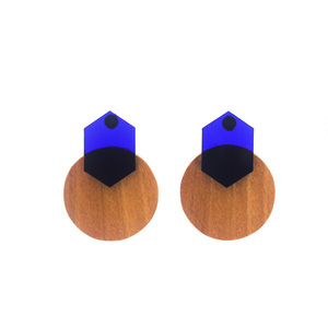 Ξύλινα στρογγυλά σκουλαρίκια με plexiglass - ξύλο, γεωμετρικά σχέδια, καρφωτά, μικρά, plexi glass - 3