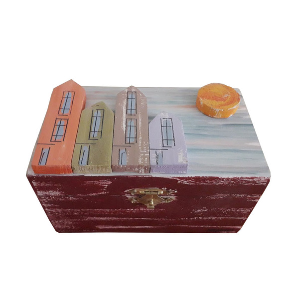 Κουτί αποθήκευσης ξύλινο χειροποίητο Γειτονιά 14x8x8 Μπορντό Καπαδάκης - ζωγραφισμένα στο χέρι, δώρο, χειροποίητα, κουτιά αποθήκευσης, δώρα για γυναίκες