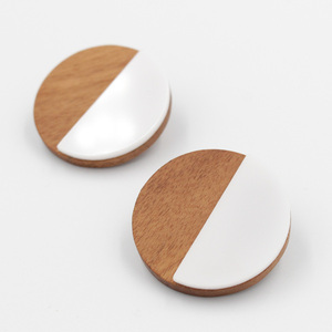 Στρογγυλά σκουλαρίκια με plexiglass - ξύλο, καρφωτά, μικρά, plexi glass
