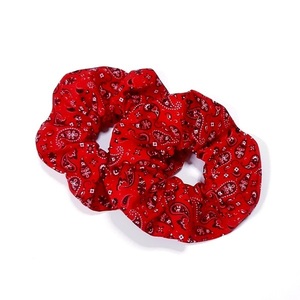 Scrunchie/ Λαστιχάκια μαλλιών 'κόκκινο λαχούρι' - 1 τεμάχιο - ύφασμα, απαραίτητα καλοκαιρινά αξεσουάρ, λαστιχάκια μαλλιών