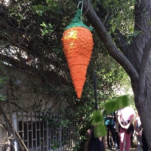 Πινιάτα καρότο ύψος 70 εκ. - πινιάτες, δώρο πάσχα, πασχαλινή διακόσμηση, κουνελάκι - 2