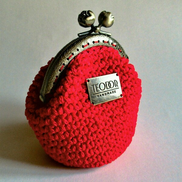 Red vintage coin purse - πορτοφόλι κερμάτων κλικ κλακ πλεγμένο με κόκκινο κορδόνι και διαστάσεις 11*13*7 - vintage, δώρα για γυναίκες, πορτοφόλια κερμάτων - 2