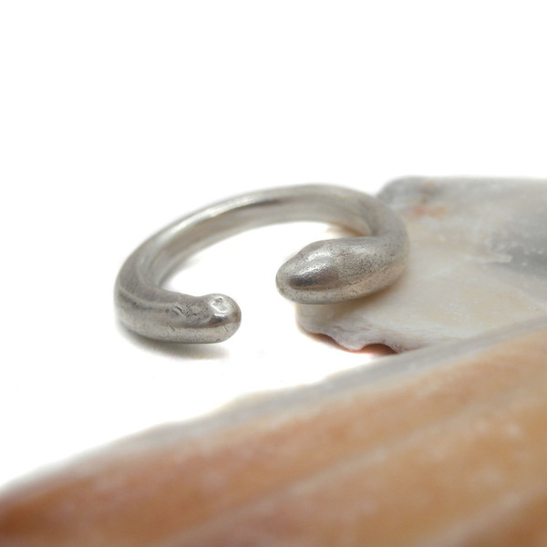 Simple Ring | Απλό Ασημένιο Δαχτυλίδι σκαλισμένο στο χέρι - ασήμι, μοναδικό, boho, μεγάλα, αυξομειούμενα - 2