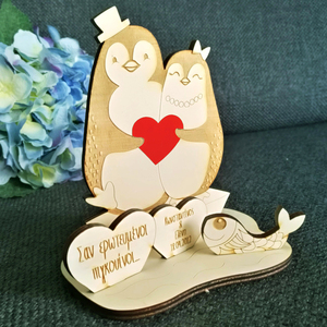 Προσωποποιημένο δώρο "ερωτευμένοι πιγκουίνοι" ξύλινο επιτραπέζιο διακοσμητικό δώρο για επέτειο, για την γιορτή του Αγίου Βαλεντίνου, διαστάσεις: 10x7,5x11cm - ξύλο, δώρα επετείου, διακοσμητικά, αγ. βαλεντίνου, προσωποποιημένα - 2