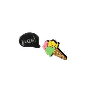"Παγωτό Γιαμ!" - Καρφωτά σκουλαρίκια πολύχρωμο Χωνάκι μαύρο Γιαμ από ξύλο 1,3 εκ. ζωγραφισμένα στο χέρι, βάση ατσάλι - ασήμι, ξύλο, καθημερινό, καρφωτά, μικρά, παγωτό