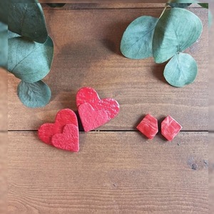 Ανάγλυφες κόκκινες καρδιές από πολυμερικο πηλο - καρδιά, πηλός, καρφωτά, μεγάλα - 3