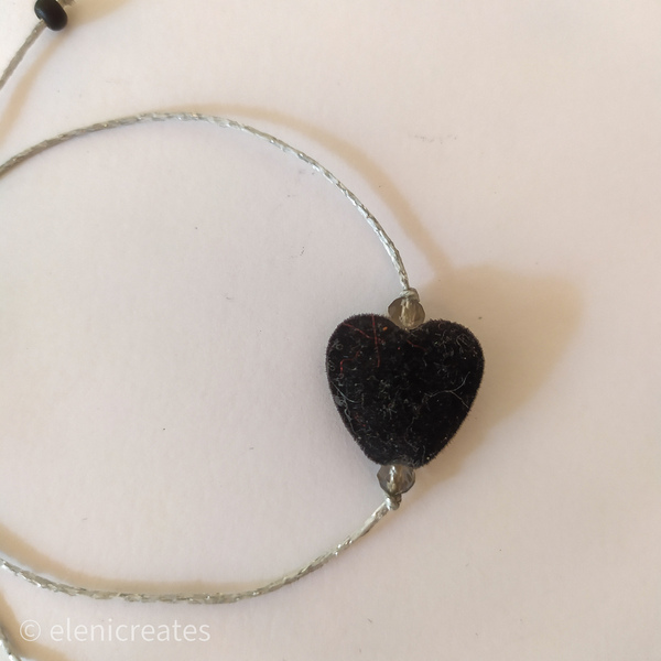 Βραχιόλι με μαύρη βελουτέ καρδιά - καρδιά, χάντρες, κοσμήματα, αγ. βαλεντίνου, χεριού, αυξομειούμενα - 2