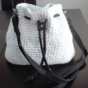 Χειροποίητη πλεκτή λευκή τσάντα ώμου πουγκί με ρυθμιζόμενο λουράκι 33Χ25 - νήμα, ώμου, πουγκί, all day, πλεκτές τσάντες - 2