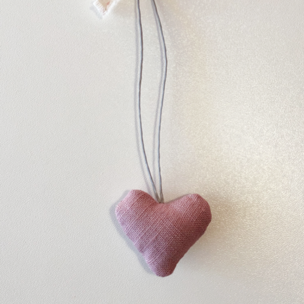 Κολιέ με υφασμάτινη καρδιά, με κερωμένο κορδόνι, σε απόχρωση σάπιου μήλου - καρδιά, αγάπη, κοσμήματα, αγ. βαλεντίνου - 3